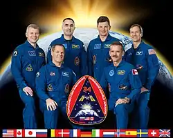 v.&nbsp;l.&nbsp;n.&nbsp;r.: Oleg Nowizki, Kevin Ford, Jewgeni Tarelkin, Roman Romanenko, Chris Hadfield und Thomas Marshburn