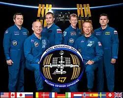 v.&nbsp;l.&nbsp;n.&nbsp;r.: Oleg Skripotschka, Jeffrey Williams, Alexei Owtschinin, Timothy Peake, Timothy Kopra und Juri Malentschenko