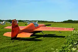 Extra 230 auf dem Flugplatz Uetersen