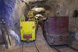 JW 20 (rechts) im Montan- und Werks­bahnmuseum Graz