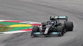 Frontansicht des W12