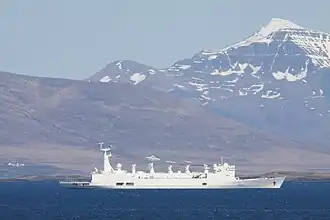 Das französische Aufklärungsschiff Monge in Reykjavík (2012)