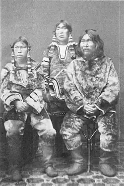 Portraitaufnahme von Noggasak, Paingu und Tigianniak, Foto von 1880