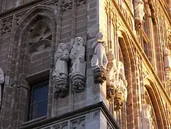 Eckstatue von Johann Maria Farina am Kölner Ratsturm