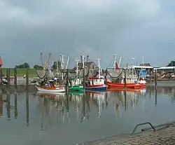 Granat-Kutter im Hafen von Fedderwardersiel