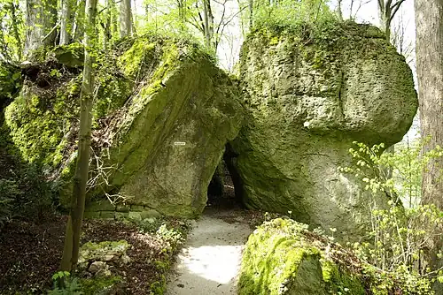 Eiskeller im Felsengarten