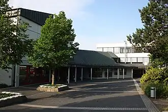 Eingangsbereich der Ferdinand-Braun-Schule Fulda