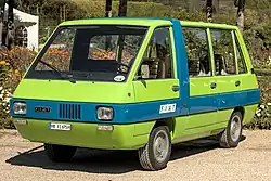 Fiat 850 Visitor-Bus by Bertone von 1975