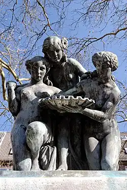 Figurengruppe der drei Grazien von Leon Lauffs