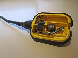 Schwimmerschalter (Ein)