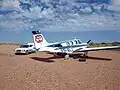 Eine Beechcraft A36 Bonanza auf dem Flugplatz Mariental