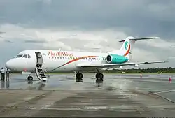 Fokker F70 der Fly All Ways am Flughafen Paramaribo/Zanderij