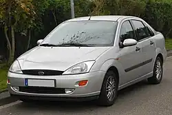 Ford Focus Stufenheck (1999–2001)
