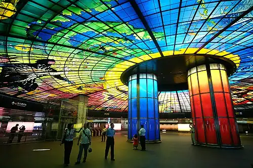 Formosa Boulevard, Kaohsiung: Narcissus Quagliata: Glasdecke „Dome of Light“ (2008)