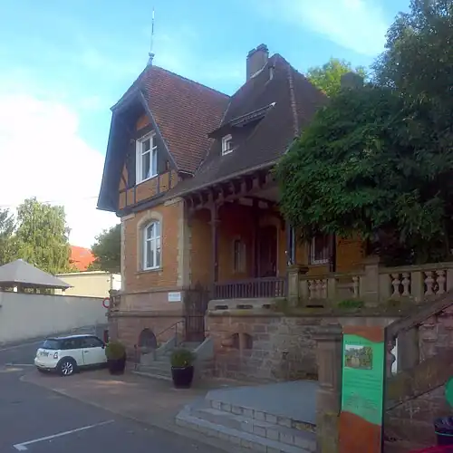 Forsthaus am Fuße des Schlossbergs