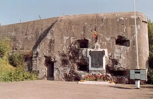 Gedenkstätte am Block 1