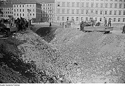 Zuschütten des Grabens 1951 am Naturkundemuseum