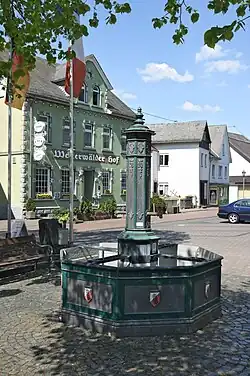 Brunnen in Herschbach, Rheinstraße
