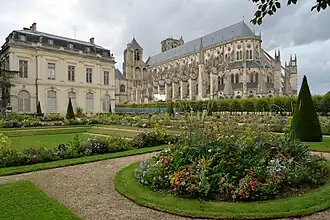 Erzbischöfliches Palais und Kathedrale