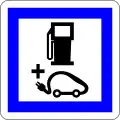 CE15g: Tankstelle mit Ladestation für Elektrofahrzeuge