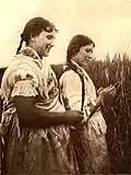 Frauen in Tracht, 1920er Jahre