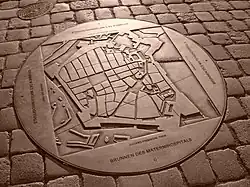 Gedenktafel am Ort des Brunnen des ehemaligen Maternihospitals in der Nähe der Frauenkirche (Dresden)