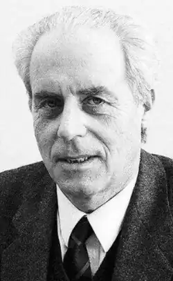 Portraitfoto von Prof. Christoph Rüchardt