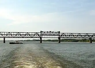 Giurgiu-Russe-Freundschaftsbrücke (1954), nur untere Ebene hebbar