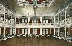 Innenansicht des Saals