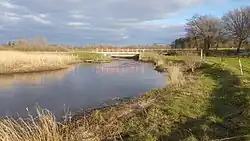 Freiheitsbrücke (dänisch Frihedsbro) über die Kongeå bei Beistrupgård[6]