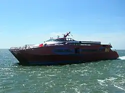 Cat No1 der Frisia Reederei vor Norderney