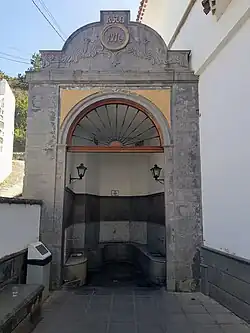 Quelle/Brunnen Teror, neben der Abfüllanlage „Aguas de Teror“