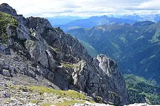 Schroffe Nordseite des Gößecks, Blick nach Westen auf das Ende des Gößgrabens