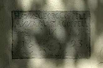 Widmungsinschrift der Kapelle