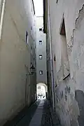 Blick aus der Gasse zum Durchgang am Obermarkt
