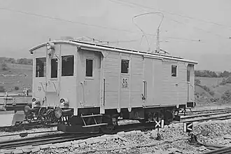 Gütertriebwagen Fe 2/2 33 im Bahnhof Orbe, 1955