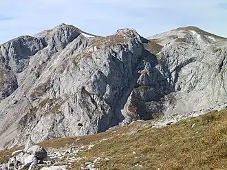 Blick vom Karlhochkogel nach Nordwesten auf v. r. n. l. G'hacktkogel, G'hacktstein und Zagelkogel