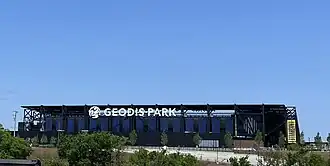 Südfassade am 1. Mai 2022