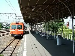 Bahnsteig der Gakunan Tetsudō