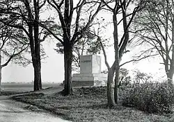 Das Galgenbergdenkmal um 1905