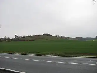 Blick von der B 1 zum Gallberg