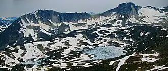 Mt. Gandalf (links) und Mt. Aragorn (rechts) vom Mount Shadowfax aus