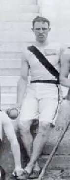 Der vielseitige Robert Garrett belegte ebenfalls Rang zwei; er war außerdem Sieger im Kugelstoßen und Diskuswurf sowie Zweiter im &nbsp;Weitsprung