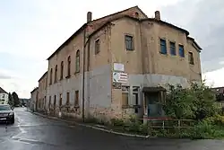 „Ehem. Gasthof mit Saal, Nebengebäuden und Garten von Privat zu verkaufen“