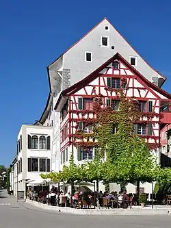 Der Gasthof Hirschen von Osten