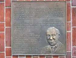 Gedenktafel an der Fassade der ehemaligen Stiftsbrauerei in Hörde