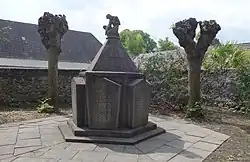 Das Gefallenen-Ehrenmal in Düsseldorf-Wittlaer