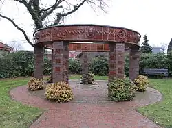 Gefallenendenkmal Lage53.56018.1079