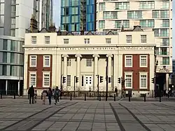 Premier Inn (bekannt als General Lying-In Hospital)