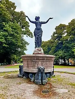 Gerechtigkeitsbrunnen, Platz der Republik, Wuppertal
